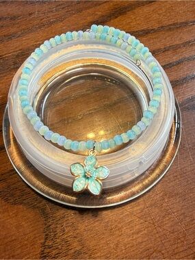 Blue Beaded Flower Charm Bracelet - Women Jewelry